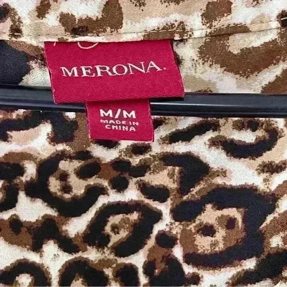 Merona Womens Blouse Brown Black Animal Print Long Sleeve V Neck M - Picture 2 of 7